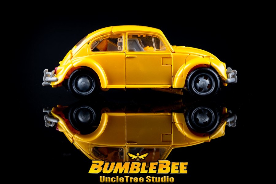 Transformers Studio Series Volkswagen Bumblebee Movie Figure Gallery 04 (4 of 16)